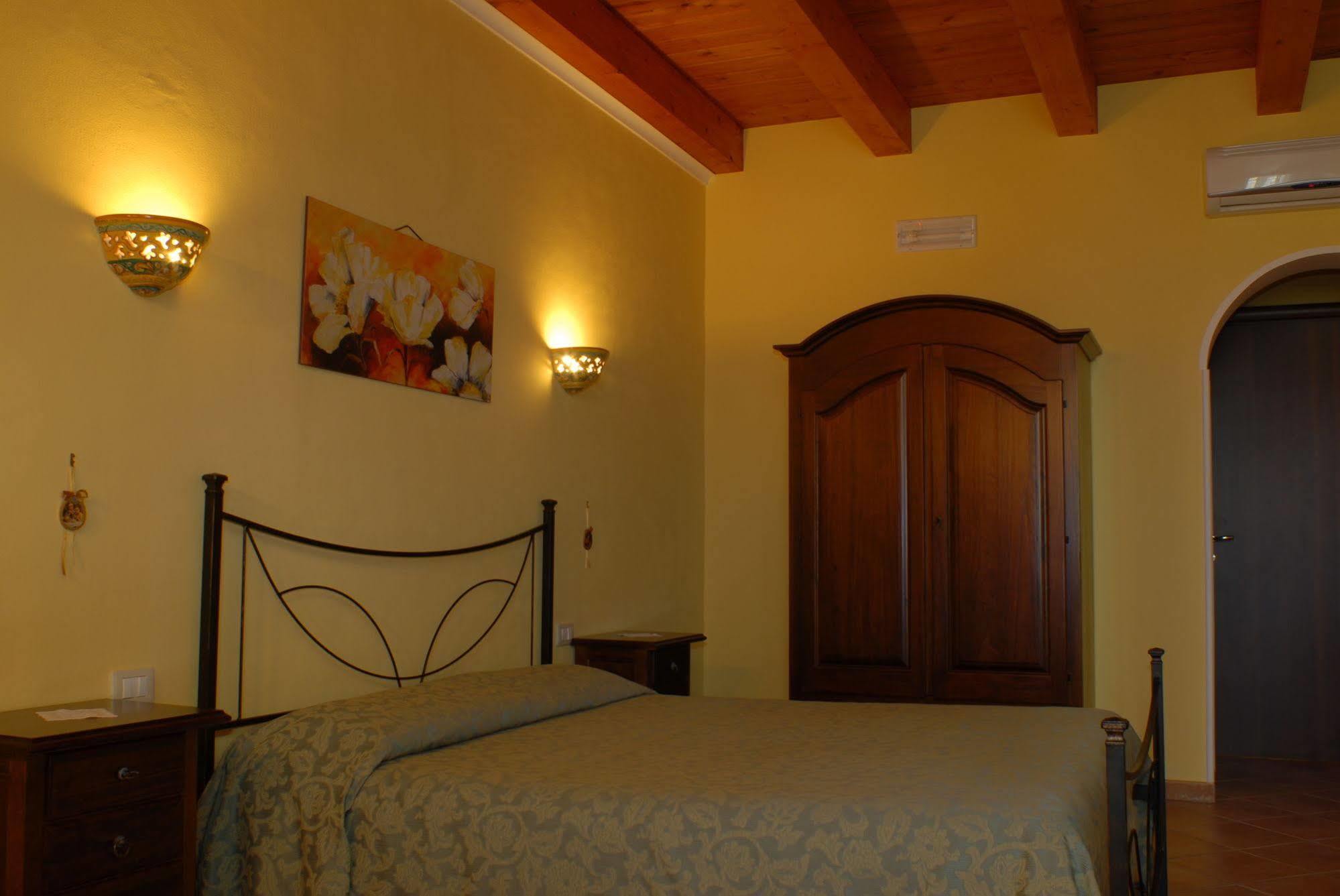 B&B Triskeles Сиракузы Экстерьер фото
